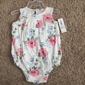 Adorable Floral Girl’s Bodysuit!